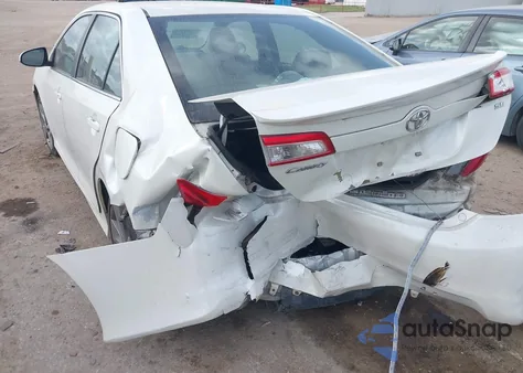 2014 Toyota Camry Se Sport z USA, uszkodzony, nr VIN 4T1BF1FKXEU459425